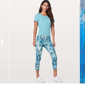 Lululemon Wunder Under Crop (Hi-Rise) 21"